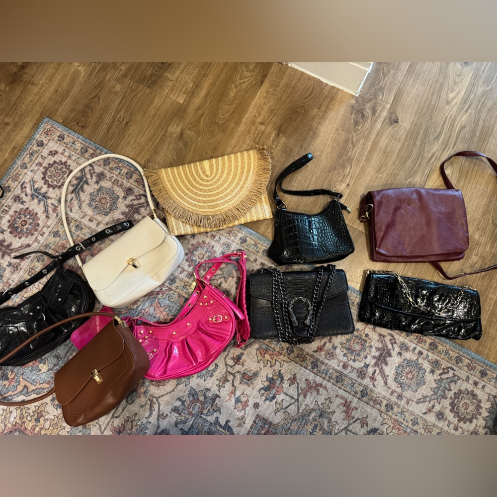 PURSE LOT